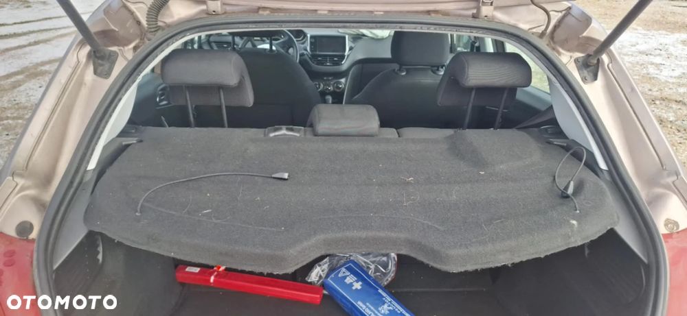 Peugeot 208 KCK pas tył podłoga wanna - 4