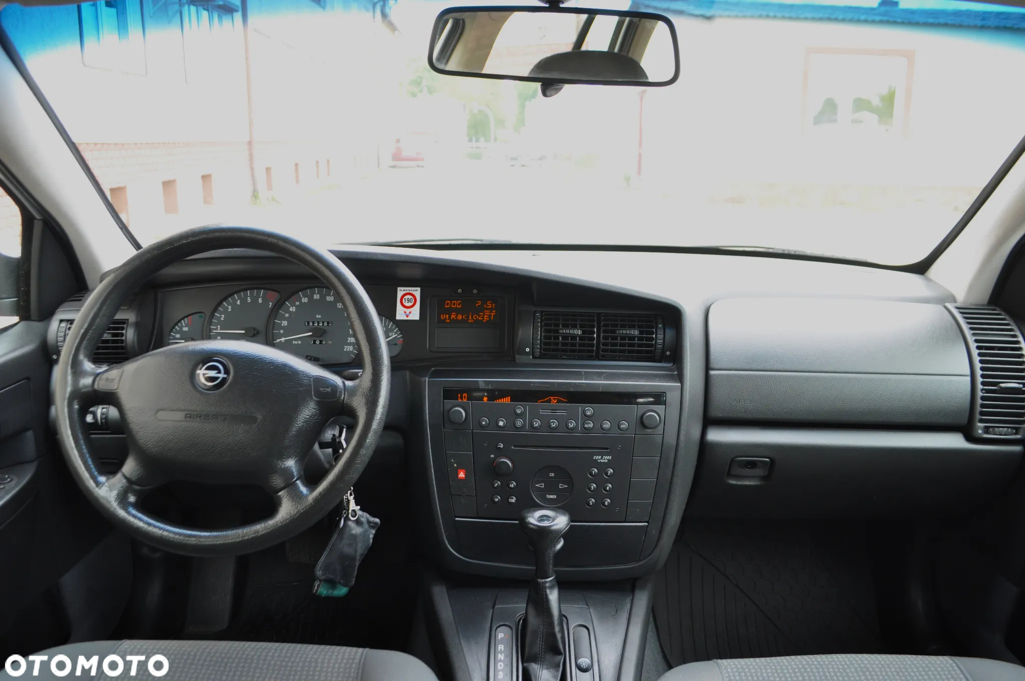 Opel Omega 2.2 Elegance - 14