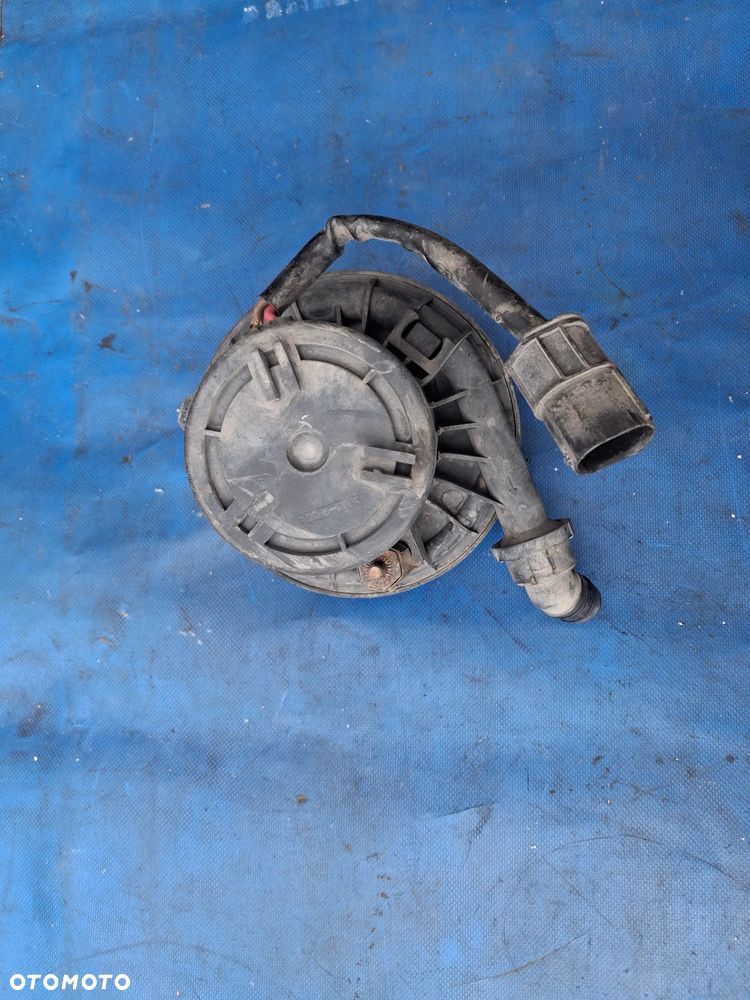 BMW 1 3 5 7 E60 E61 E46 X3 X5 E90 72812933 EGR 72812400 - 4