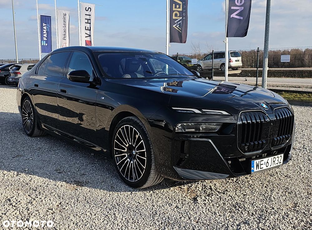 BMW Seria 7 750e PHEV xDrive sport - 4