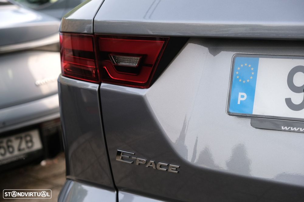 Jaguar E-Pace 1.5 P300e R-Dynamic S AWD Aut. - 43