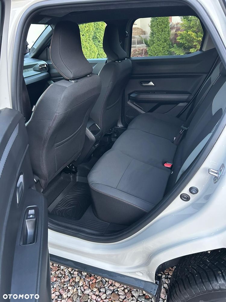 Dacia Duster TCe 130 4x4 Extreme - 28