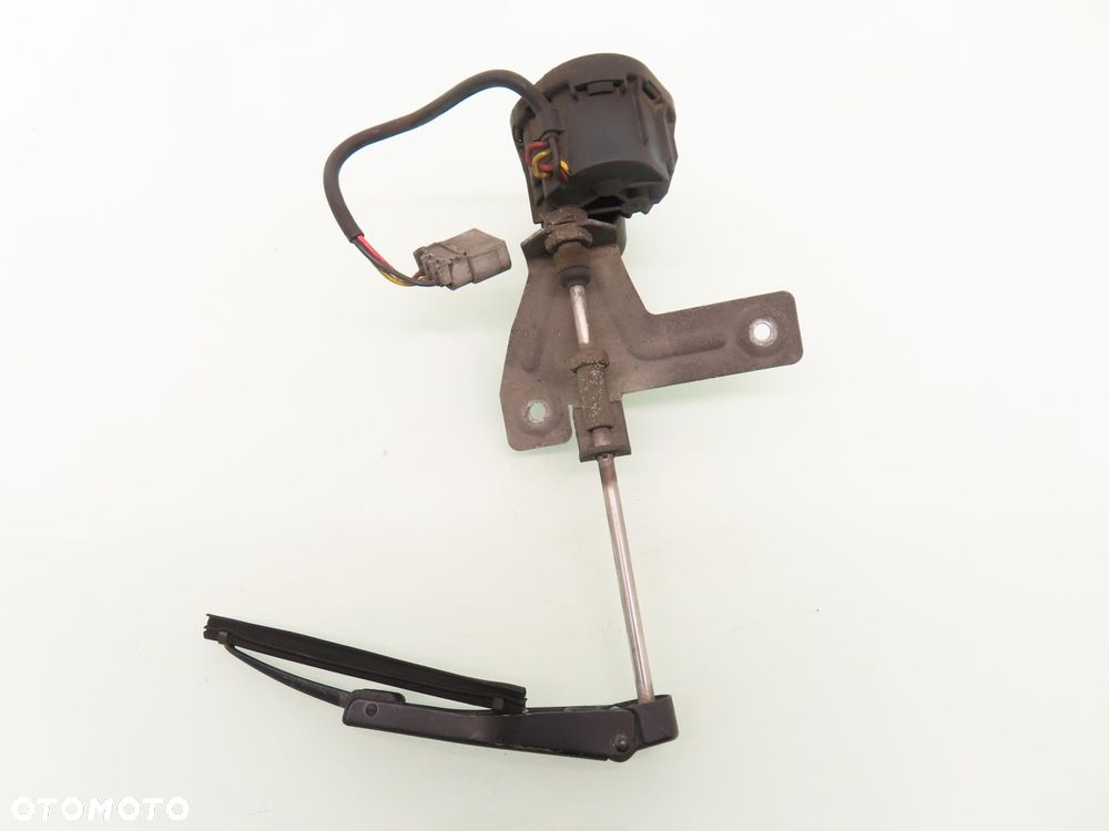 SPRYSKIWACZ LAMPY PRAWY SAAB 900 II 0390206914 - 1