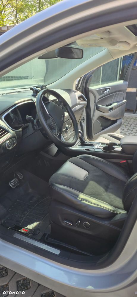 Ford Edge - 23