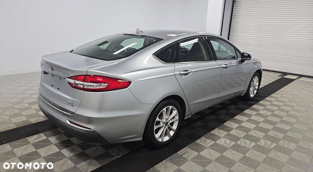 Ford Mondeo - 2