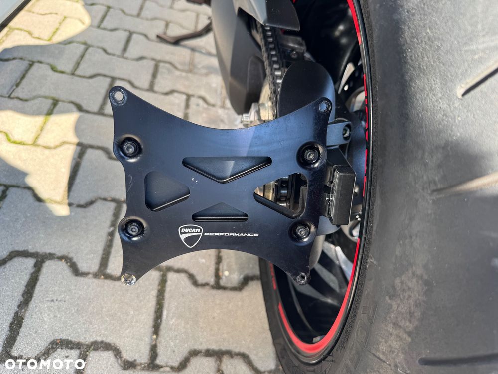 Ducati Diavel - 14