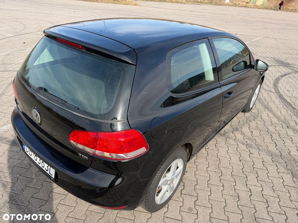 Volkswagen Golf 1.6 TDI DPF Comfortline - 12