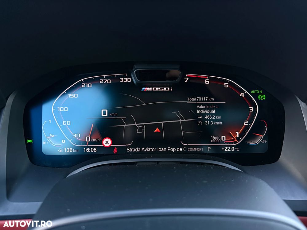BMW M8 M850i xDrive AT - 11
