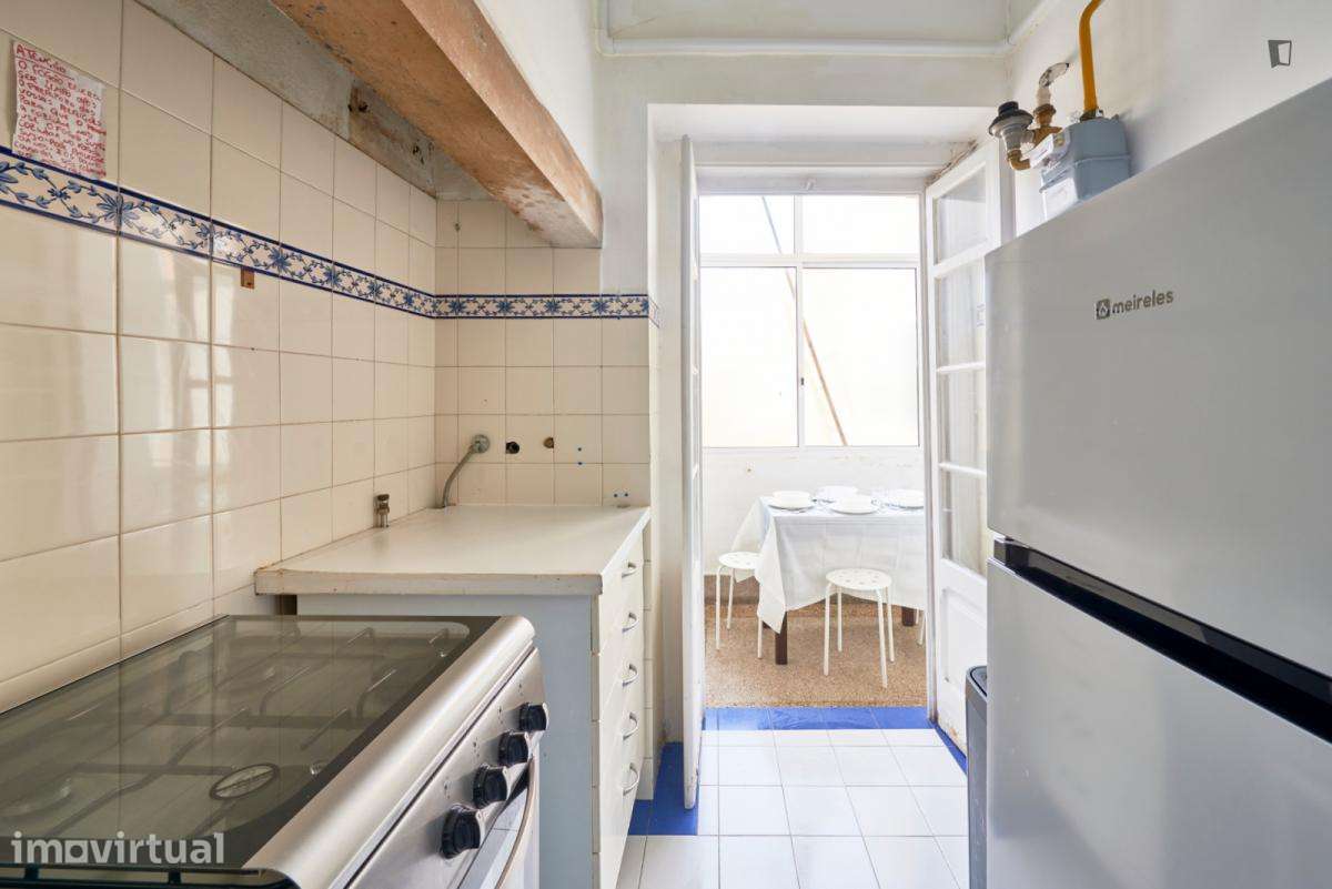 Quarto - localizado em Entrecampos Lisbon - Grande imagem: 3/35