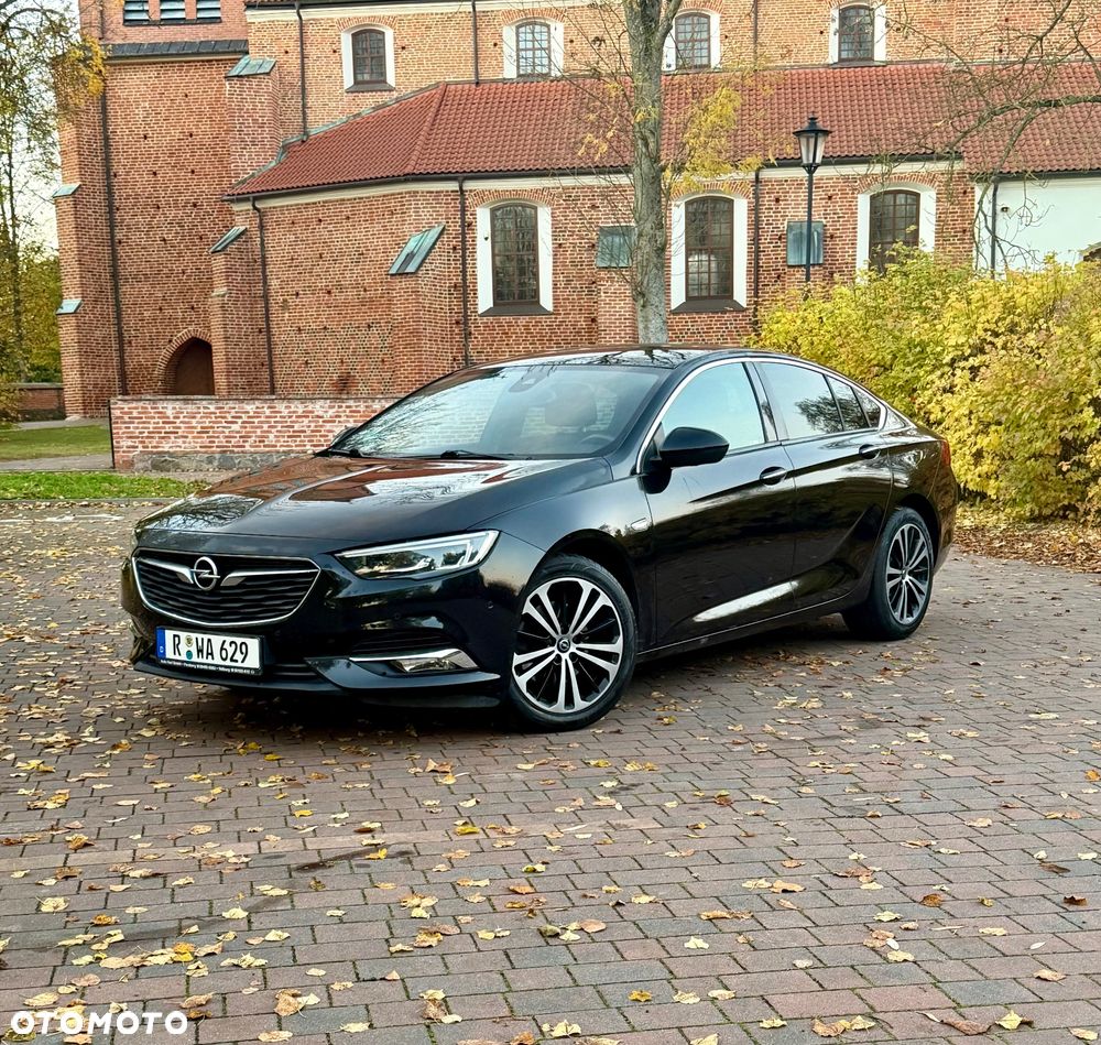 Opel Insignia - 1