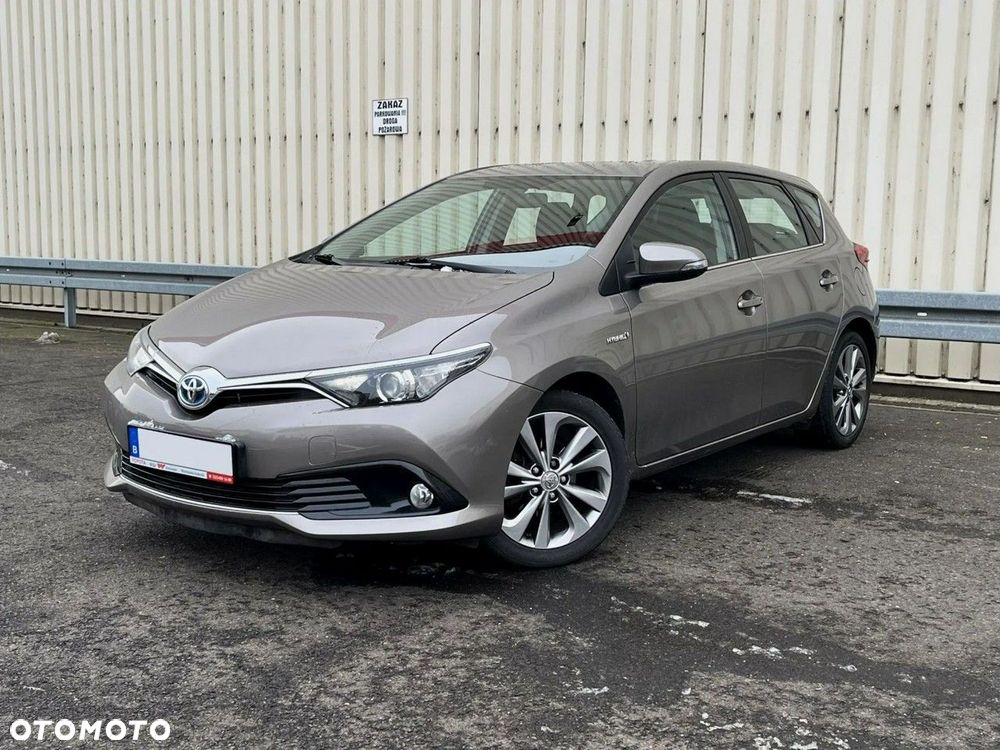 Toyota Auris - 2