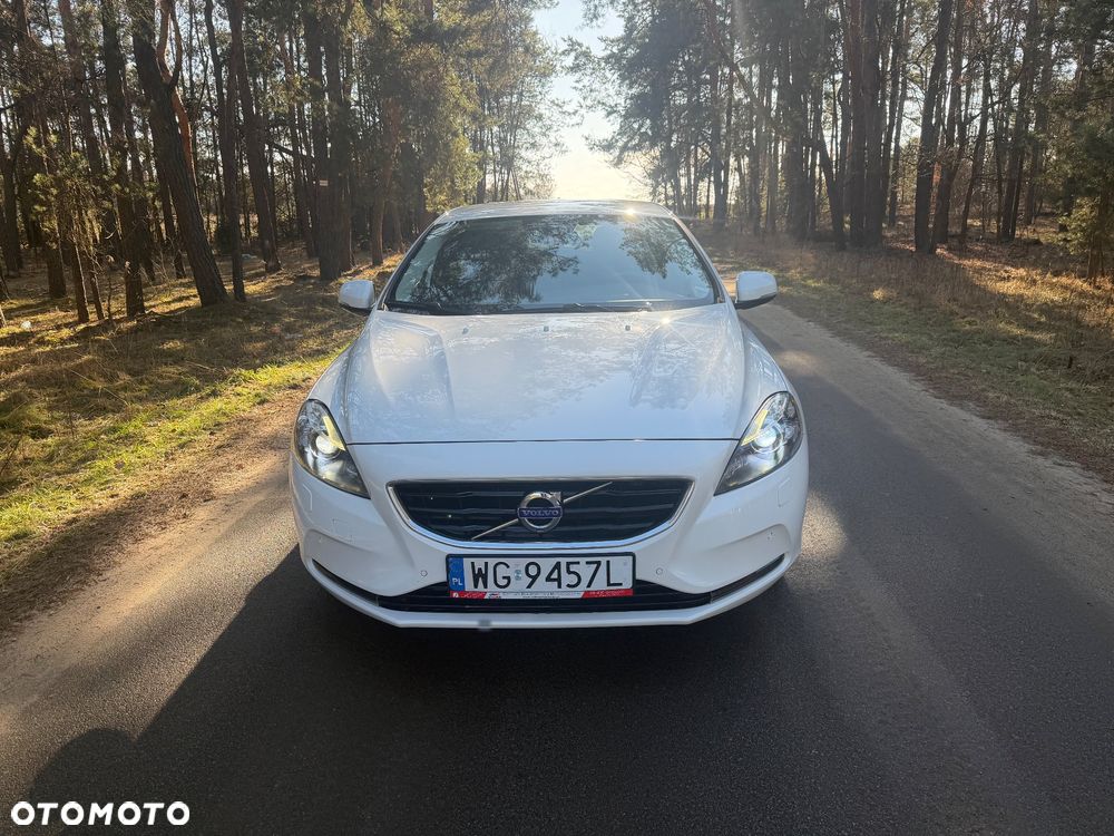 Volvo V40 D3 Momentum - 8