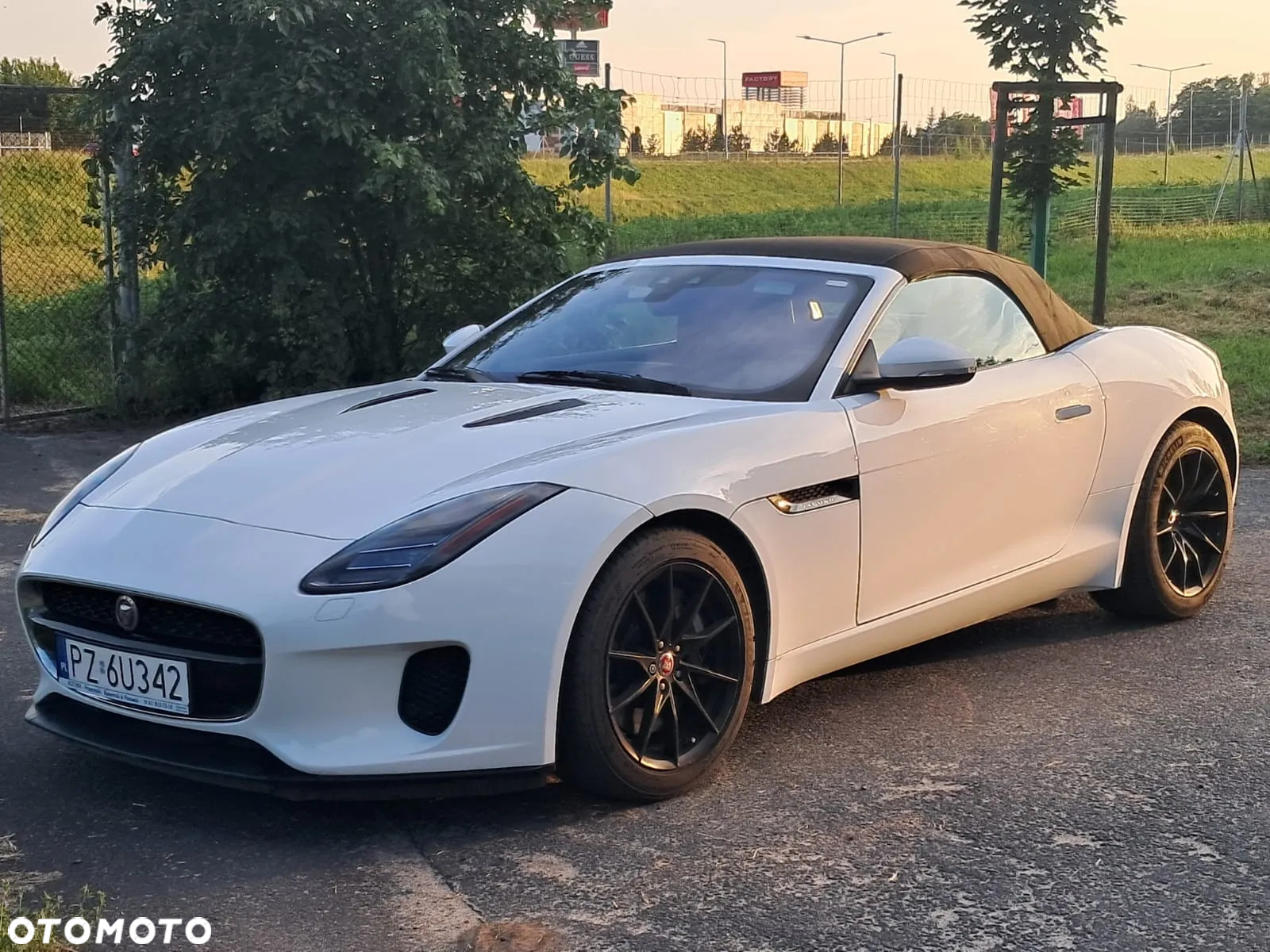 Jaguar F-Type 2.0 Turbo First Edition - 22