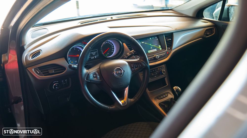 Opel Astra 1.6 CDTI Dynamic S/S - 10
