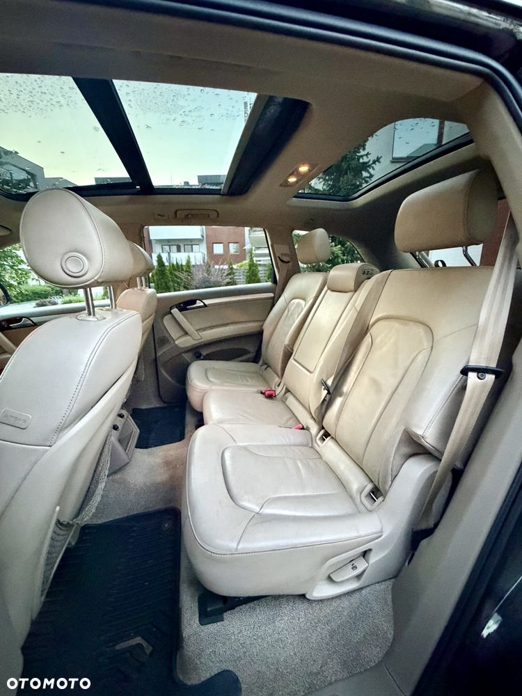 Audi Q7 - 6