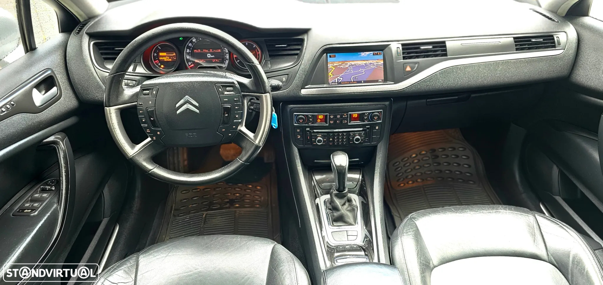 Citroën C5 Tourer 2.7 HDi V6 Exclusive Aut. - 11