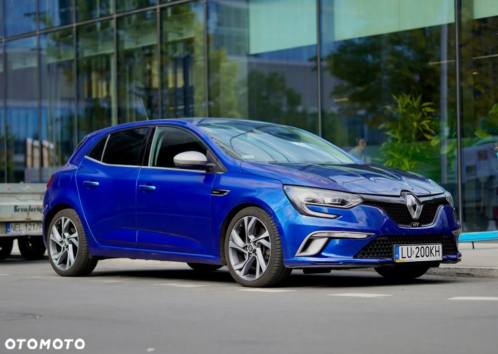 Renault Megane 1.6 TCe GT EDC - 37