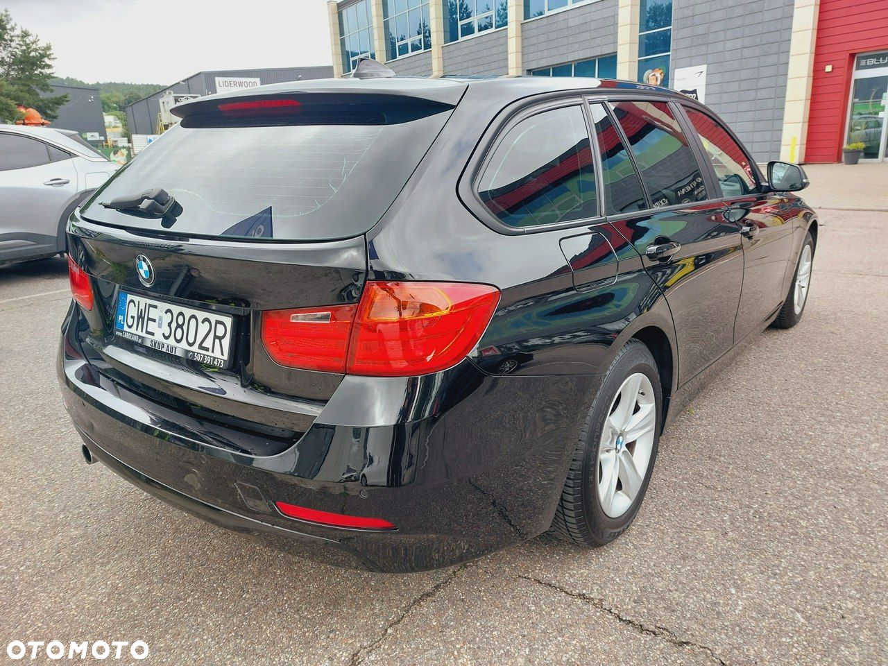 BMW Seria 3 316d - 15