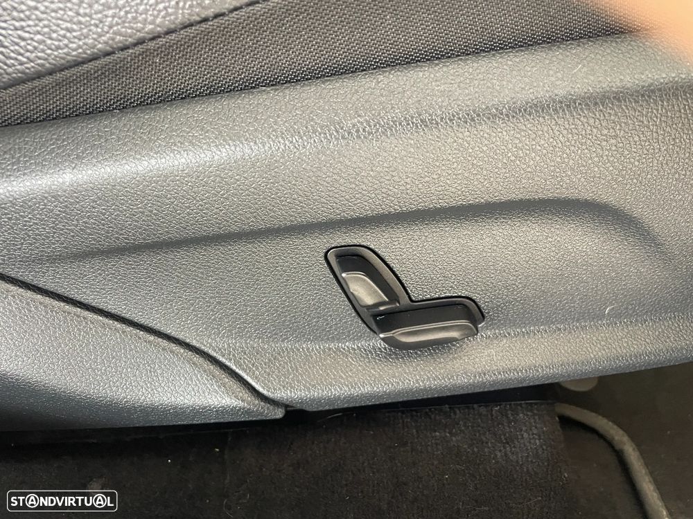 Mercedes-Benz GLC 250 d 4Matic 9G-TRONIC Exclusive - 26