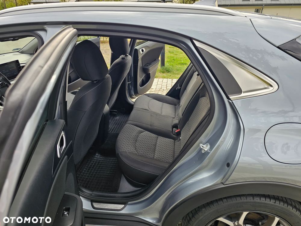 Kia XCeed 1.4 T-GDI L Business Line - 12