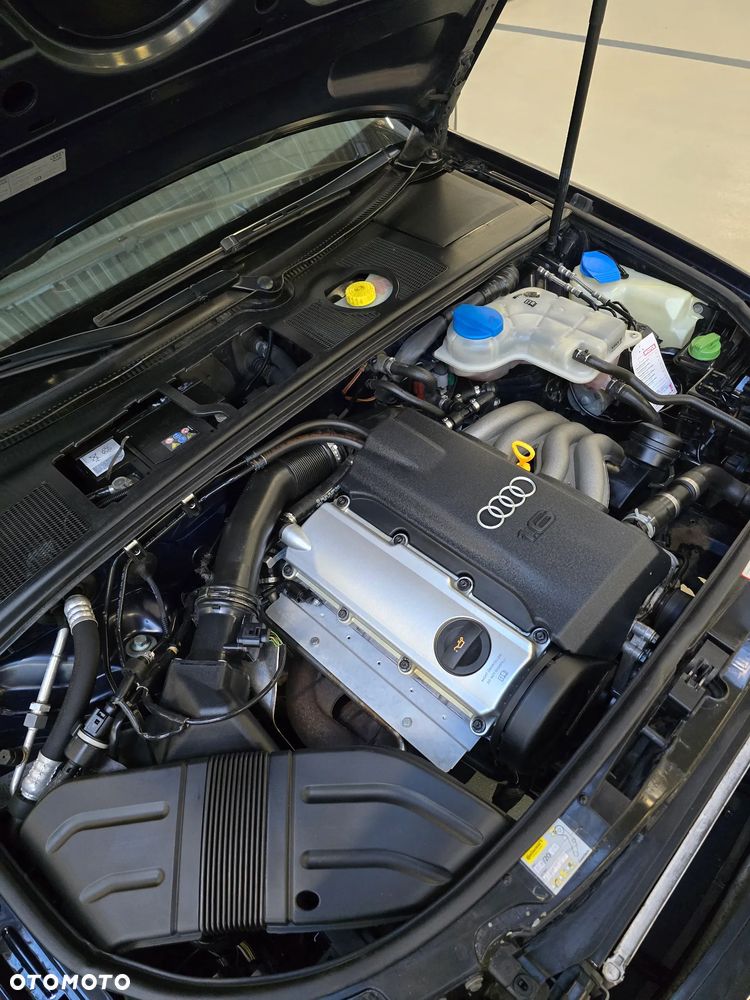 Audi A4 Limousine - 6