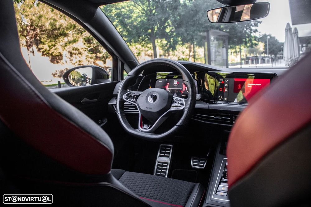 VW Golf 2.0 TSI GTI Clubsport DSG - 32