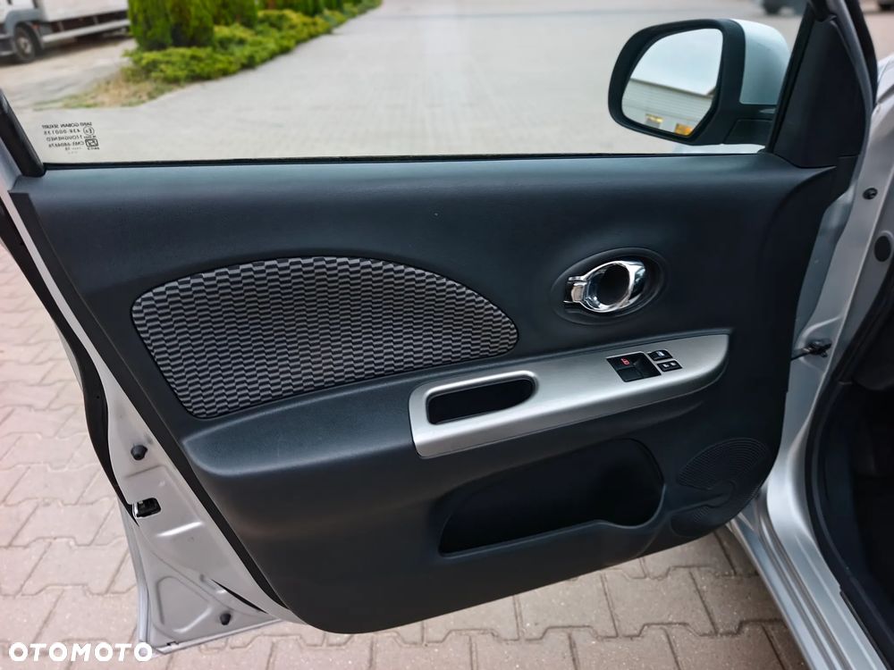 Nissan Micra 1.2 30th Anniversary - 6