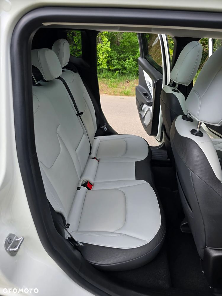 Jeep Renegade 1.4 MultiAir Active Drive Automatik Limited - 25