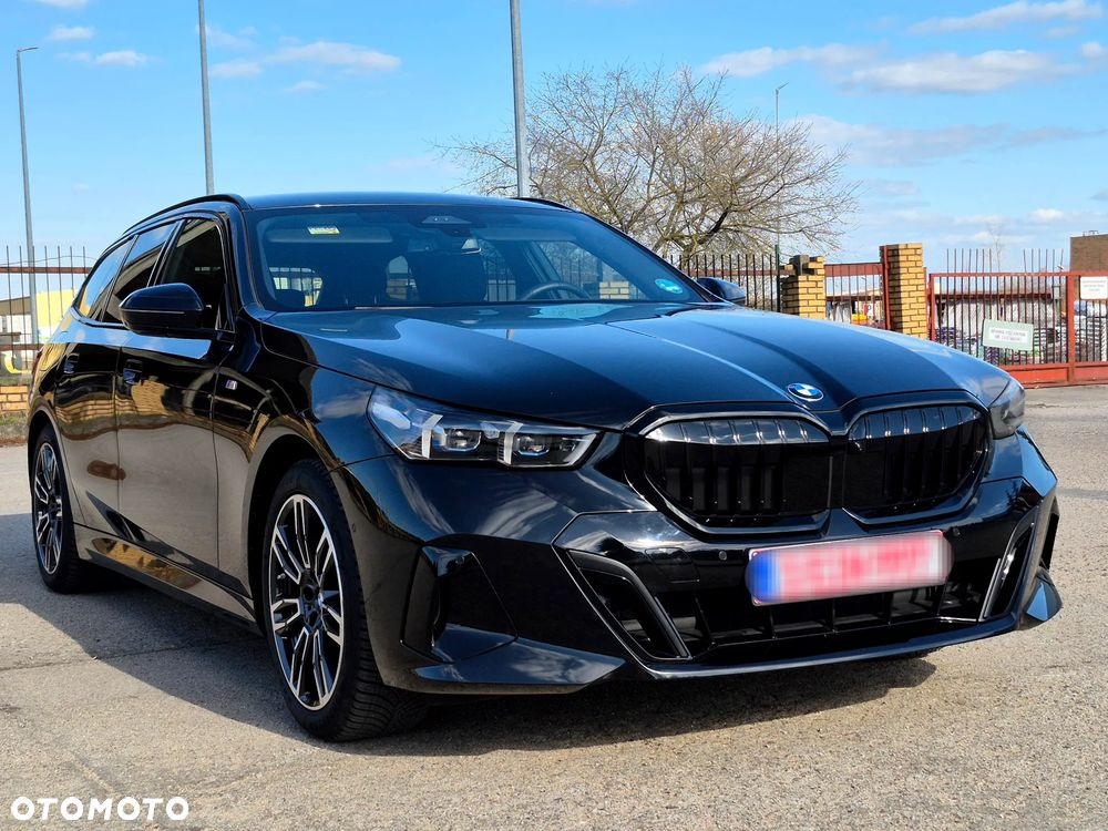 BMW Seria 5 520i mHEV M Sport - 2