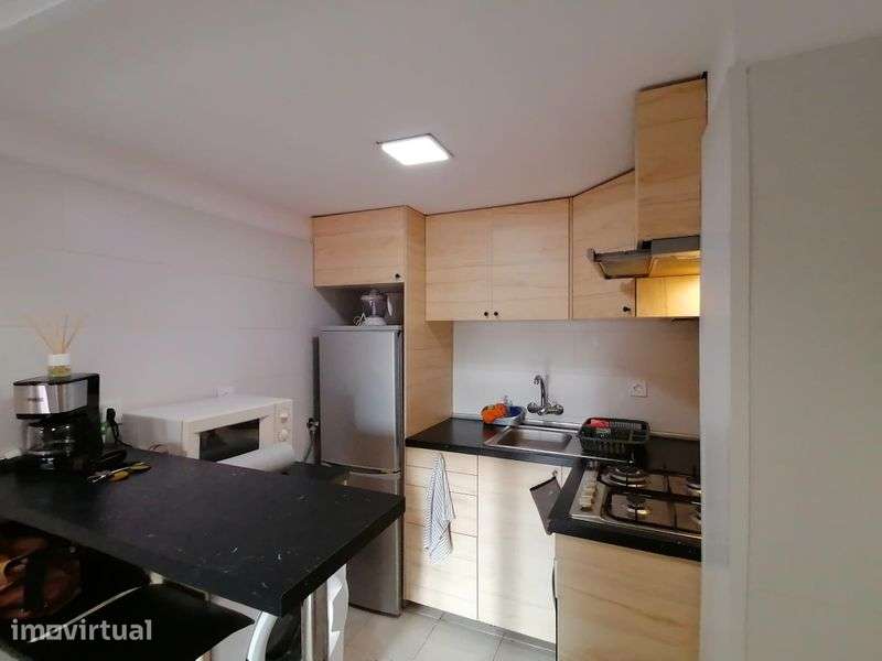 Apartamento T1+1 para alugar em Almada - Grande imagem: 4/12