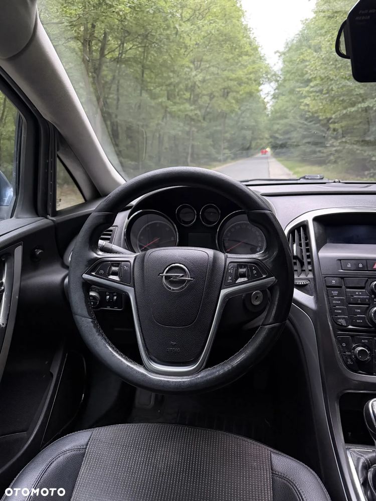 Opel Astra 1.7 CDTI - 9