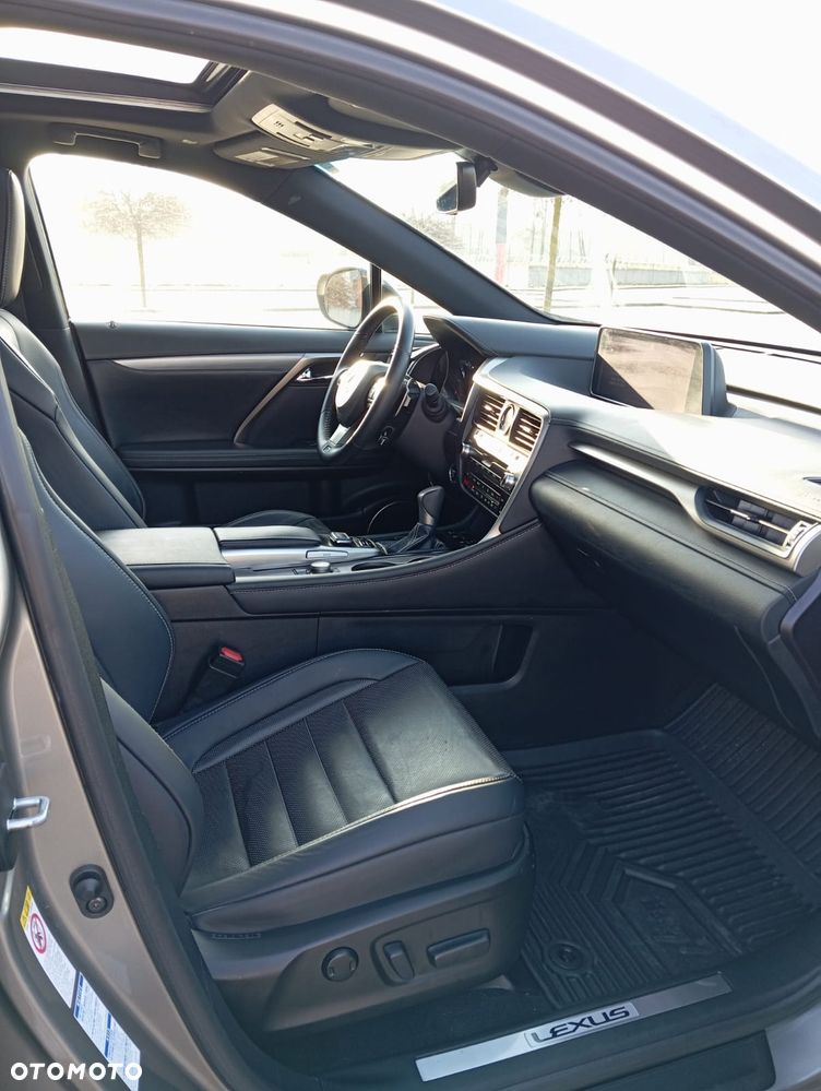 Lexus RX - 18