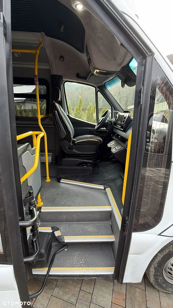 Mercedes-Benz Sprinter 519 - 4