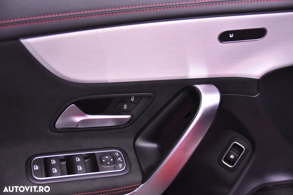 Mercedes-Benz CLA 250 e 8G-DCT - 16