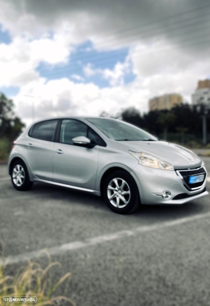 Peugeot 208 1.4 HDi Active - 6