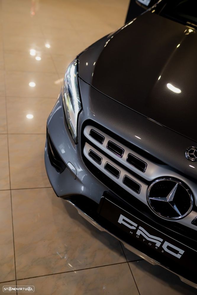 Mercedes-Benz GLA 200 - 12