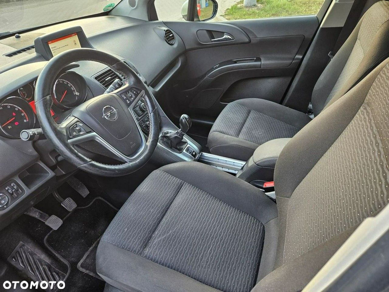 Opel Meriva - 9