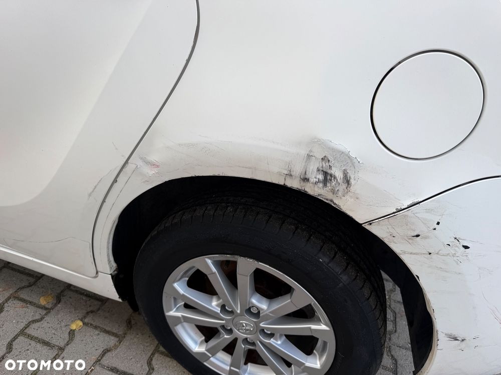 Toyota Corolla Verso 2.0 D-4D Prestige 7os - 33