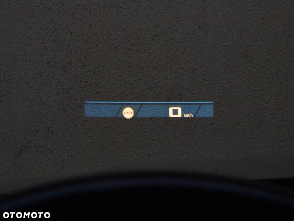 BMW M4 Competition M xDrive sport - 39