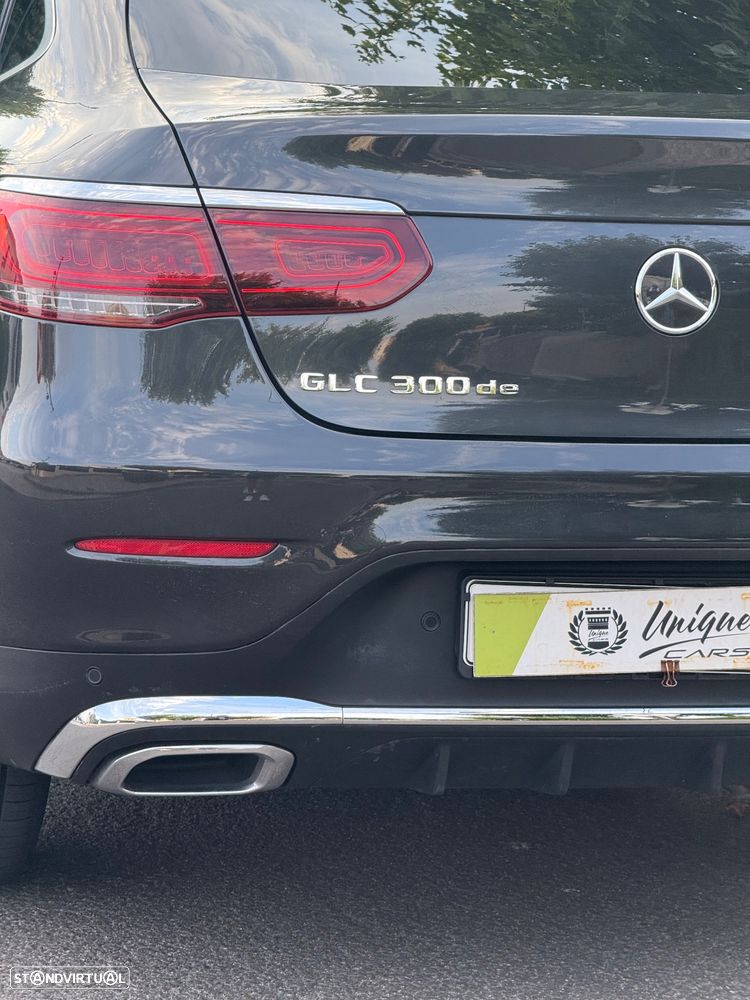 Mercedes-Benz GLC 300 de Coupe 4Matic 9G-TRONIC AMG Line - 34