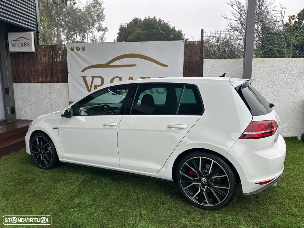 VW Golf 2.0 TSi GTi DSG Performance - 8