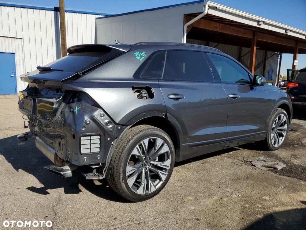 Audi Q8 - 4