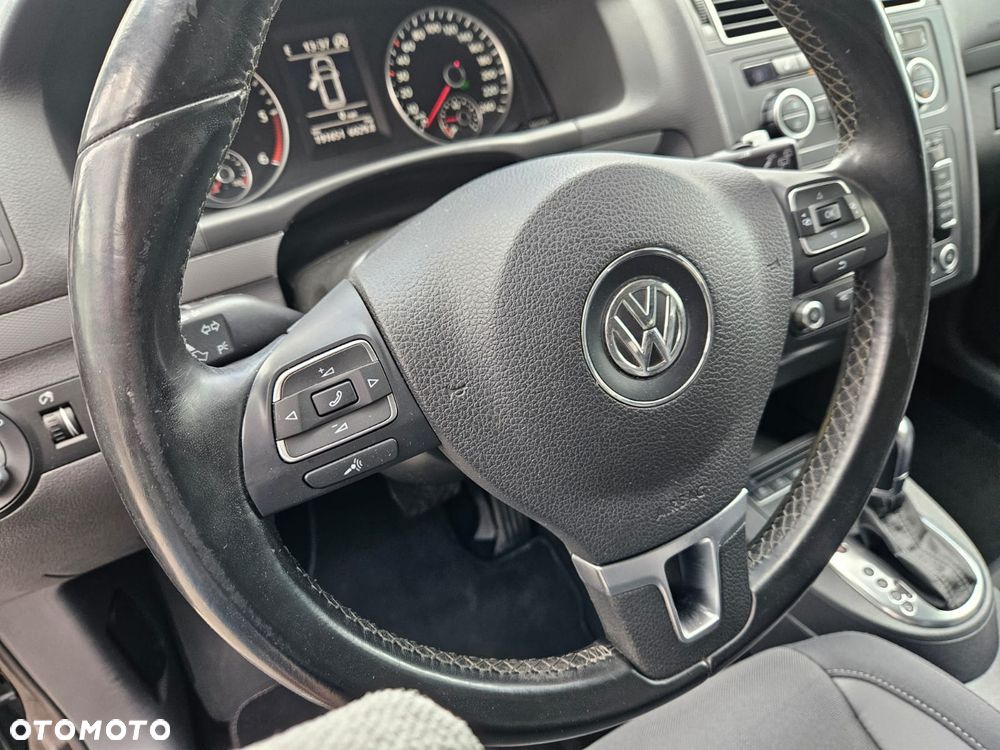 Volkswagen Touran 2.0 TDI DPF DSG Life - 15