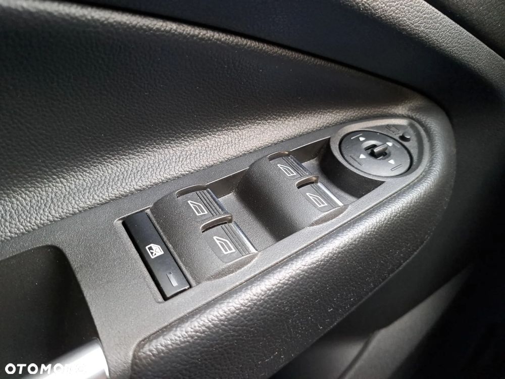 Ford Kuga 2.0 TDCi FWD ST-Line - 17