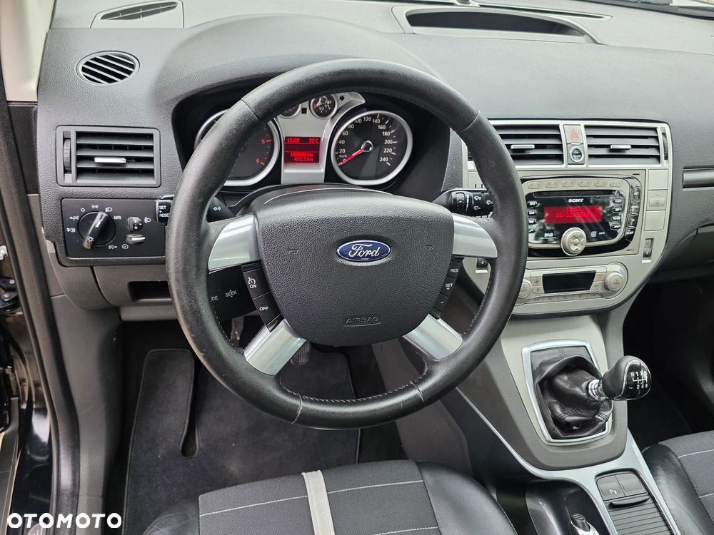Ford Kuga 2.0 TDCi Individual - 23