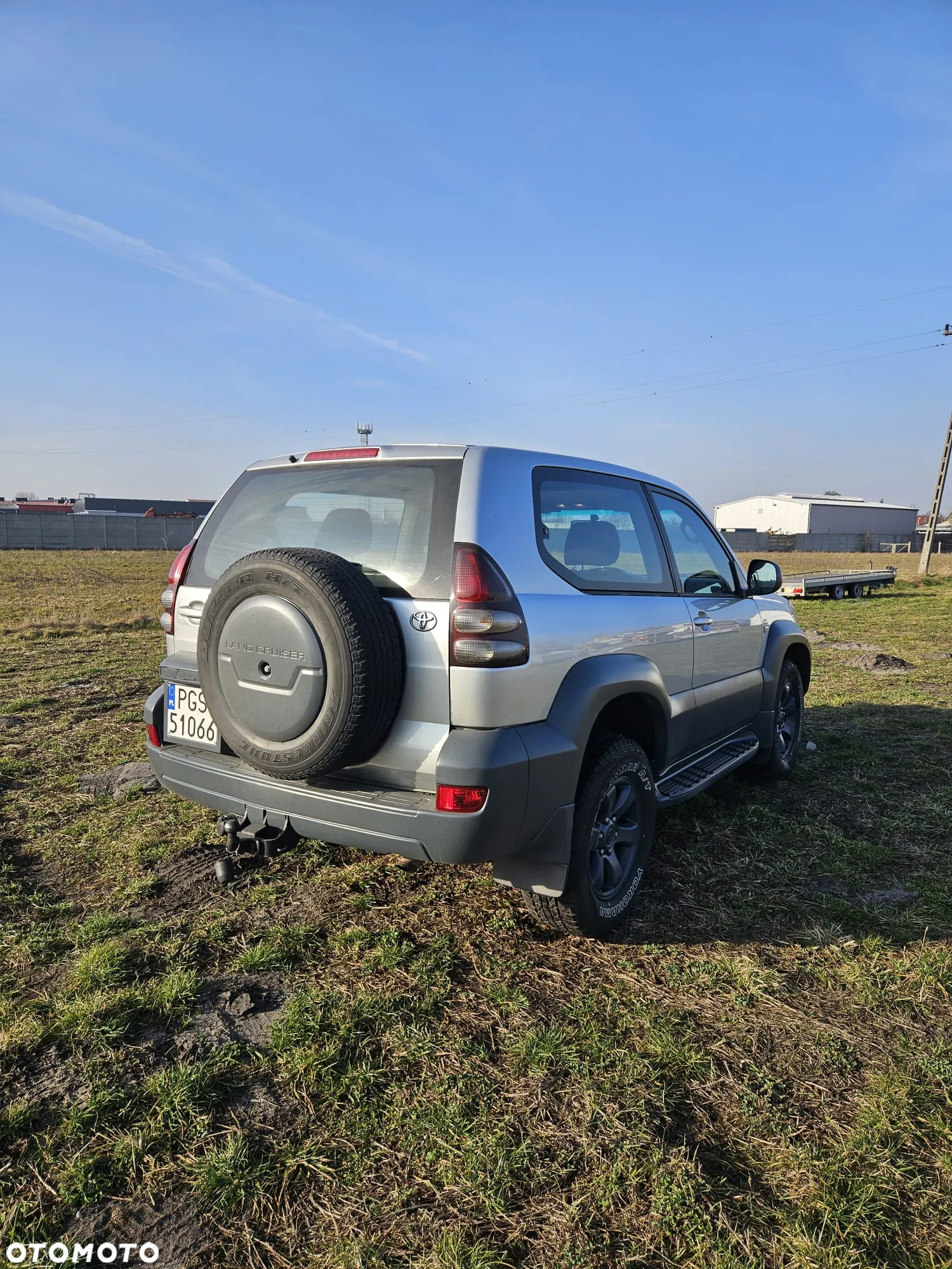Toyota Land Cruiser - 4
