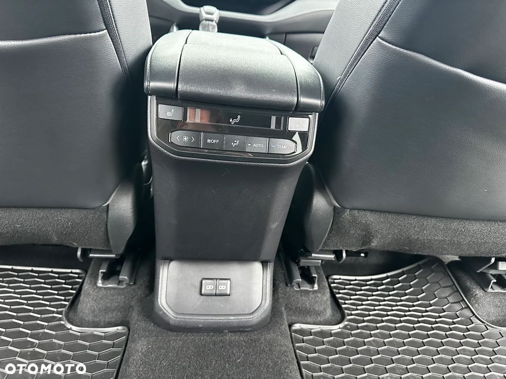 Toyota Highlander 2.5 Hybrid Executive Style - 14
