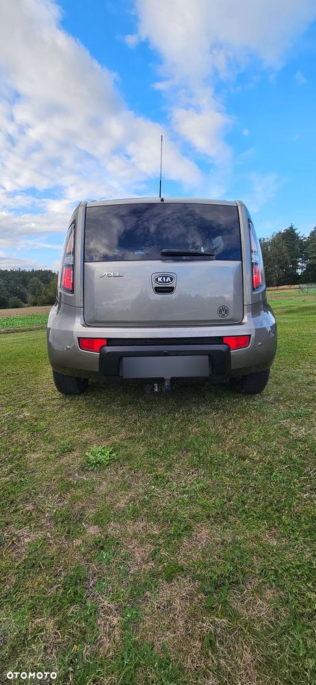 Kia Soul 1.6 L - 6