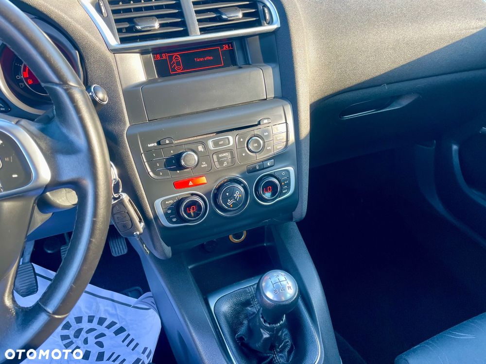 Citroën C4 VTi 120 Exclusive - 24