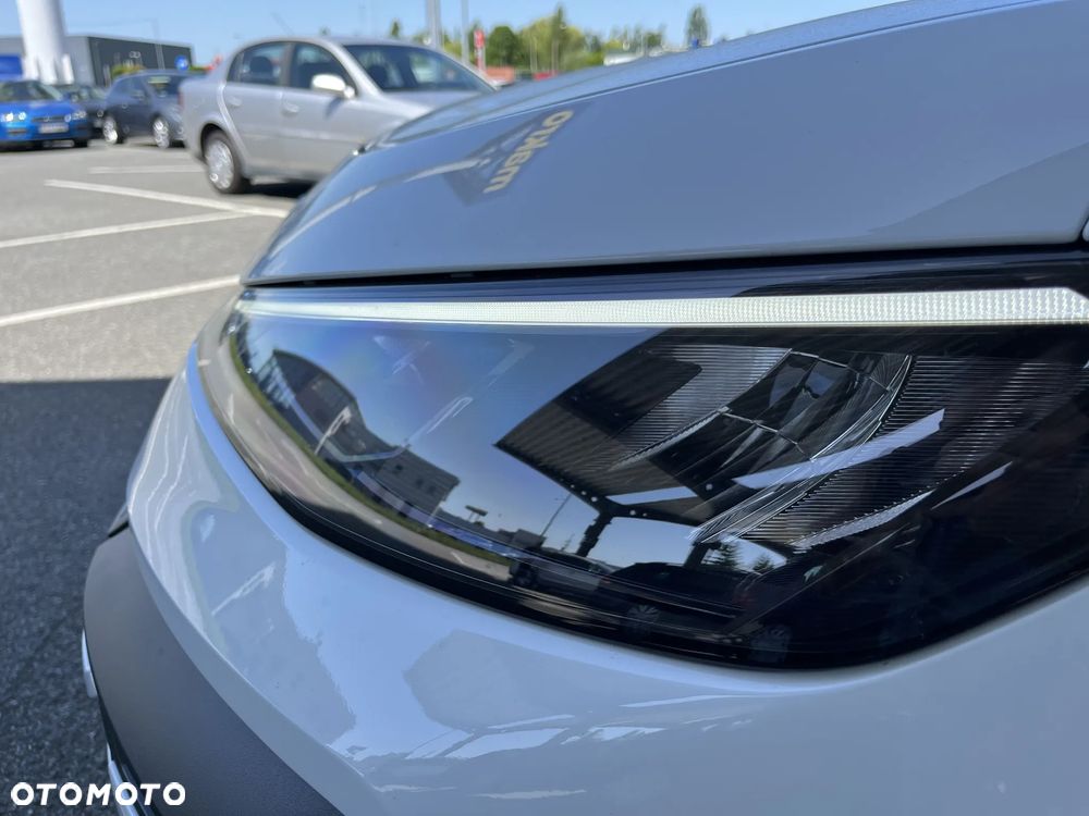 Volkswagen T-Roc 1.5 eTSI Life DSG - 25